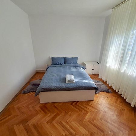 Maria'S Apartments Târgu-Mureş Екстериор снимка